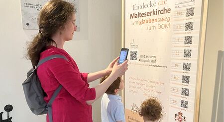 Wiener Innenstadt: 'Glaubensweg zum Dom' in neun Sprachen
